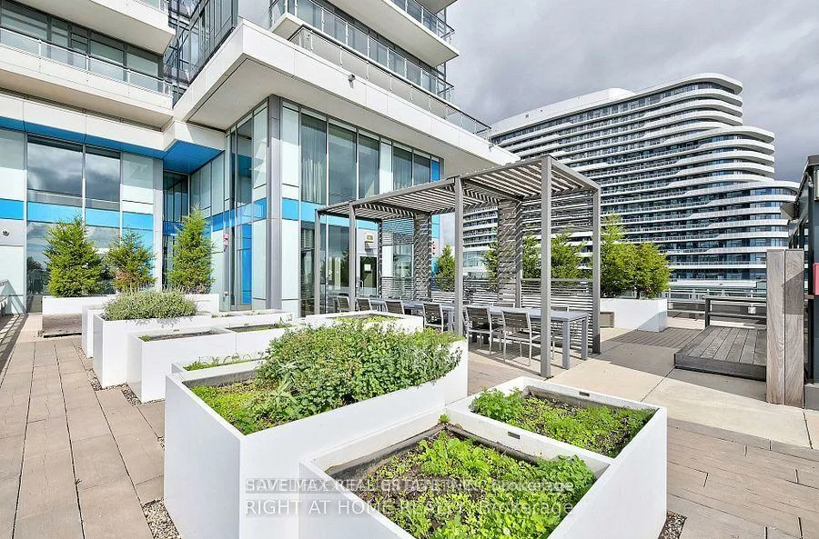 2560, Eglinton, Central Erin Mills, Mississauga