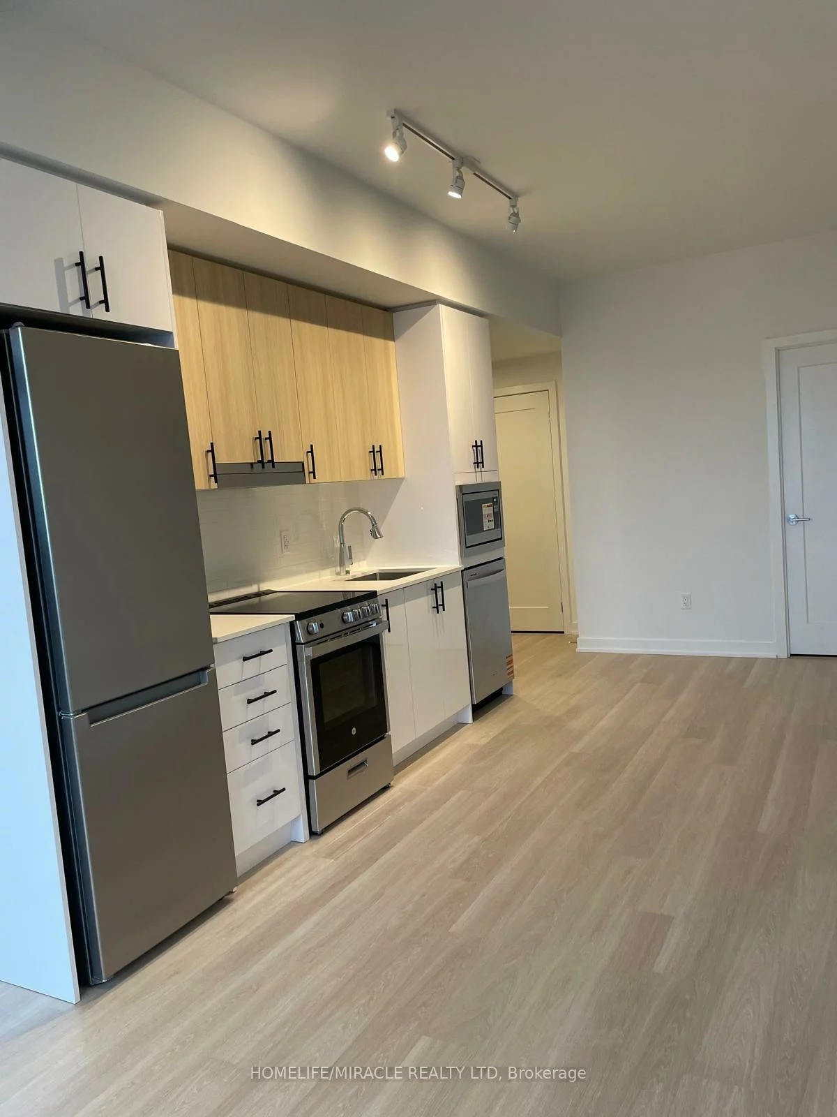 5105, Hurontario, Hurontario, Mississauga