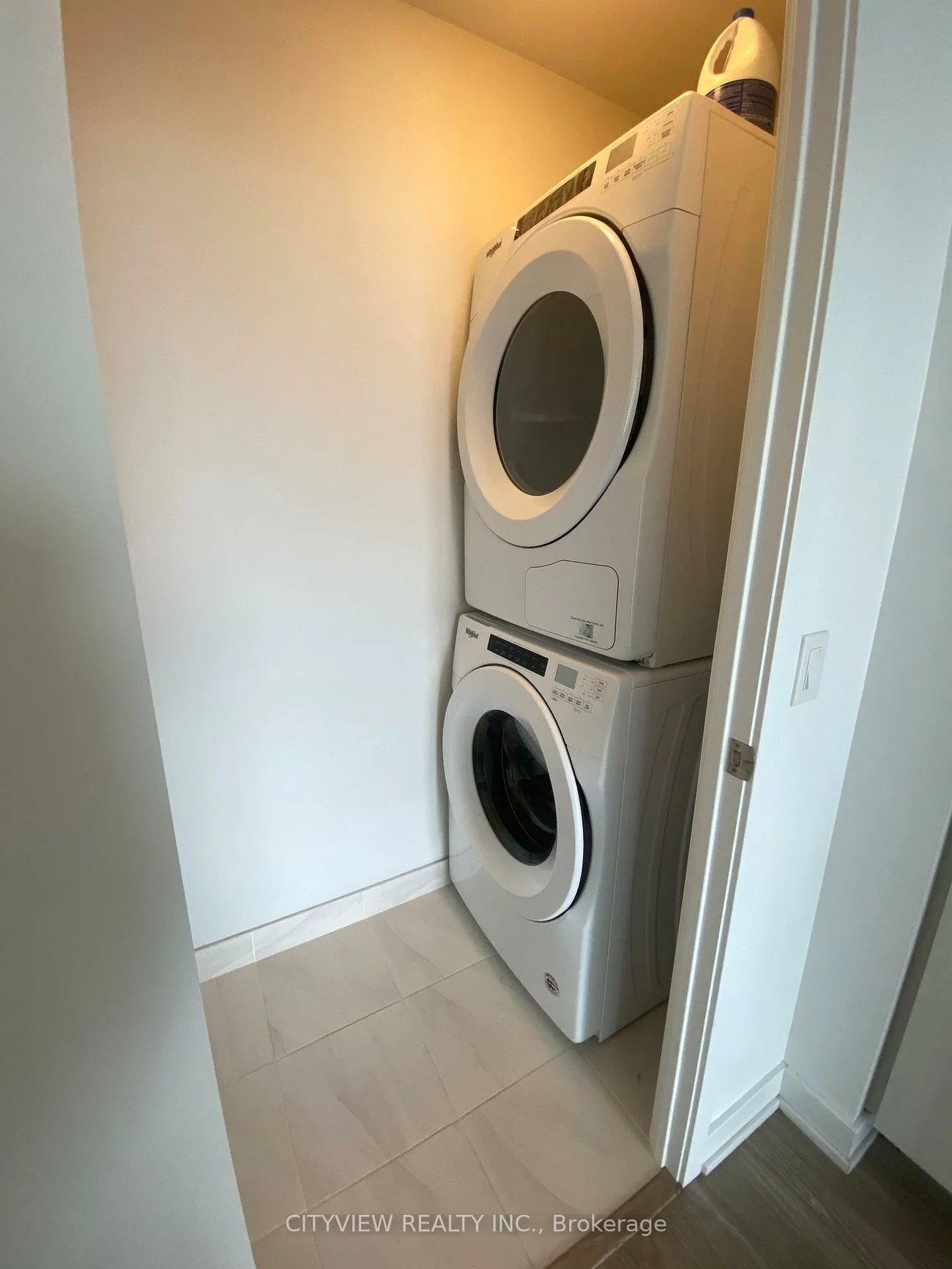 4085, Parkside Village, City Centre, Mississauga