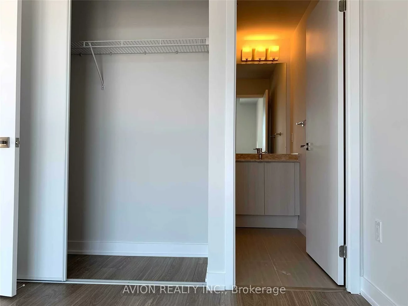 4055, Parkside Village, Creditview, Mississauga