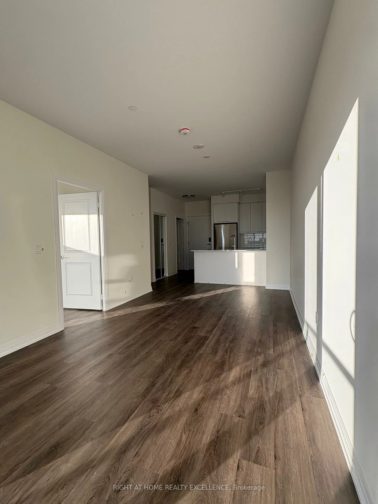 15, Watergarden, Hurontario, Mississauga