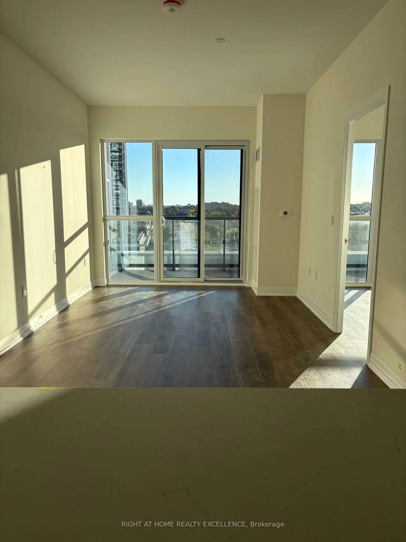 15, Watergarden, Hurontario, Mississauga