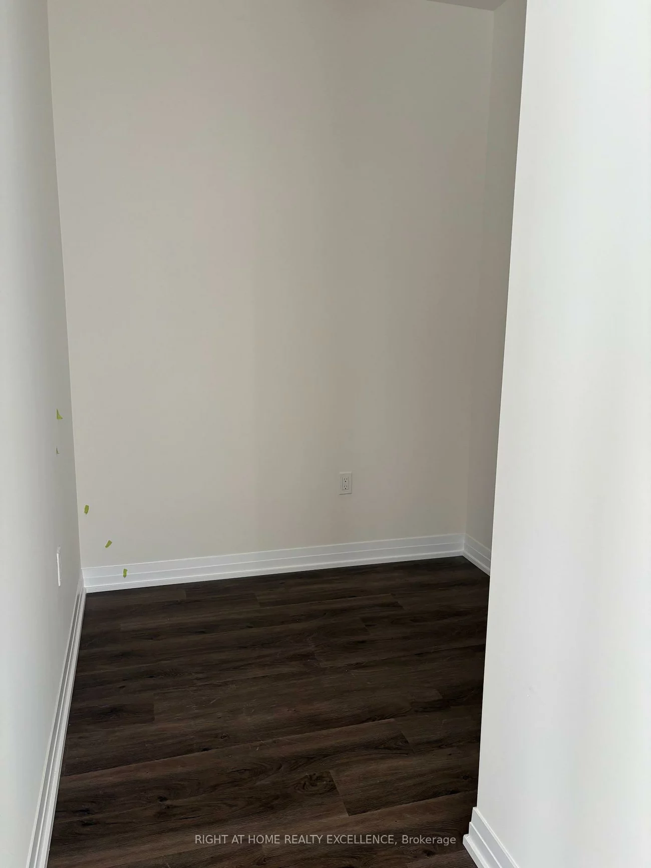 15, Watergarden, Hurontario, Mississauga