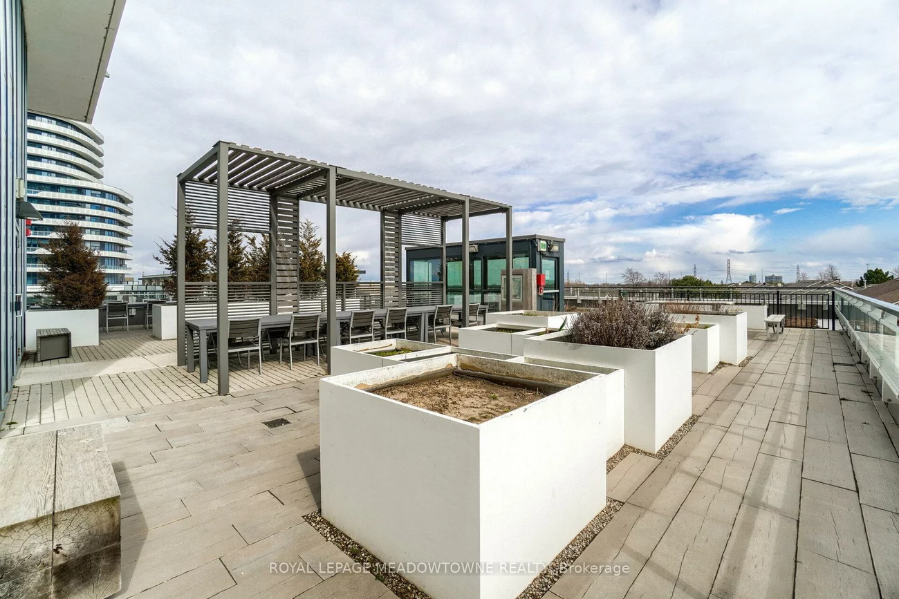 2560, Eglinton, Central Erin Mills, Mississauga