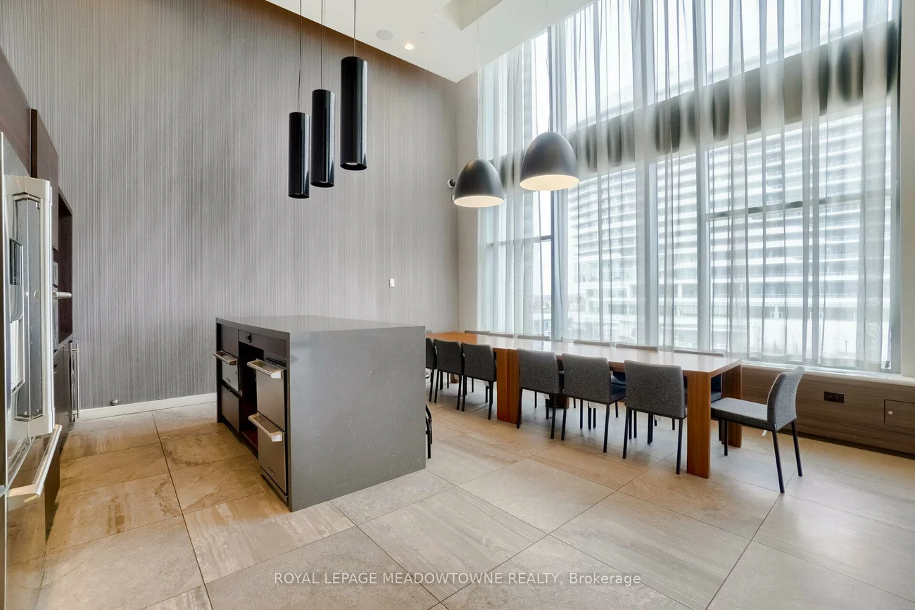 2560, Eglinton, Central Erin Mills, Mississauga