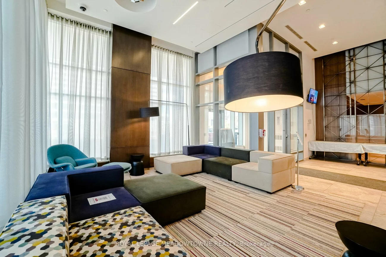 2560, Eglinton, Central Erin Mills, Mississauga