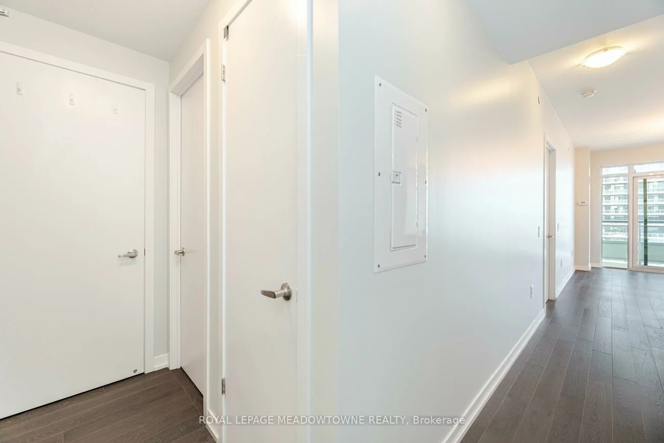 2560, Eglinton, Central Erin Mills, Mississauga