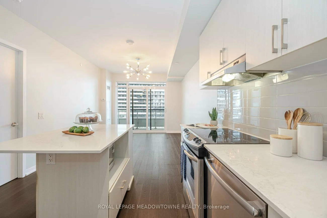 2560, Eglinton, Central Erin Mills, Mississauga