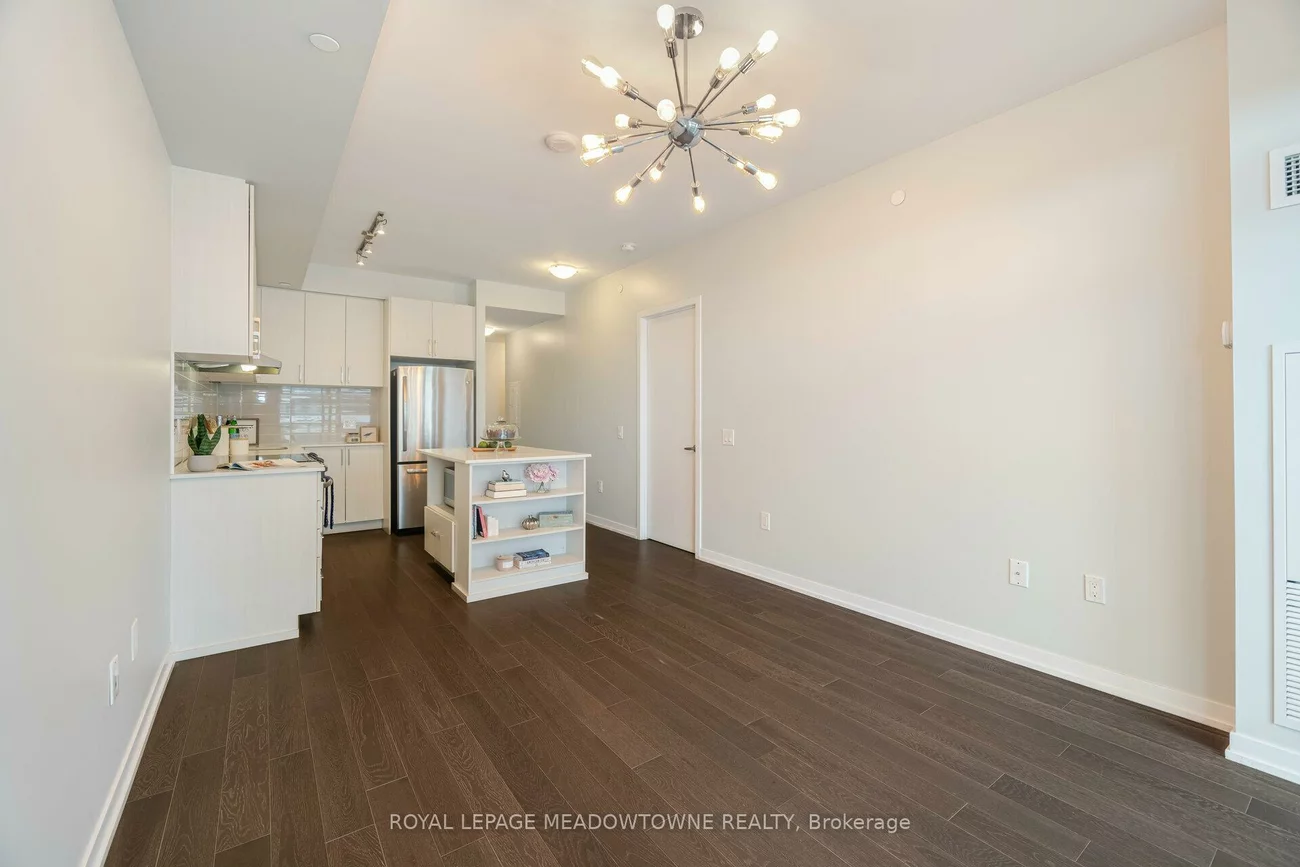 2560, Eglinton, Central Erin Mills, Mississauga