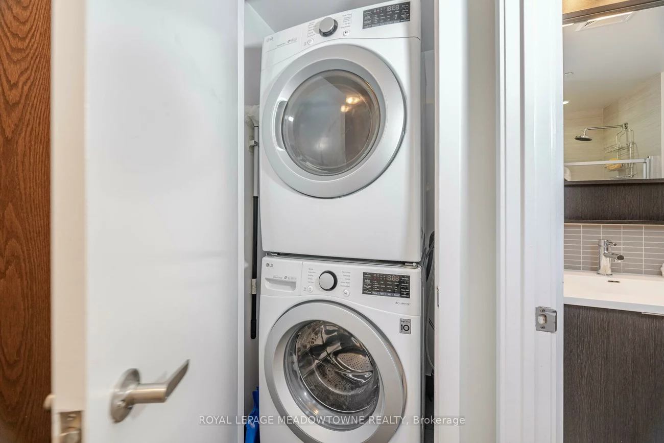 2560, Eglinton, Central Erin Mills, Mississauga