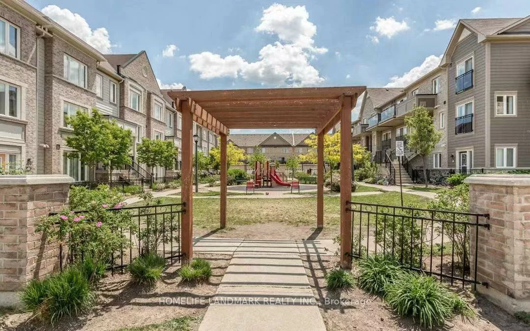 2891, Rio, Erin Mills, Mississauga