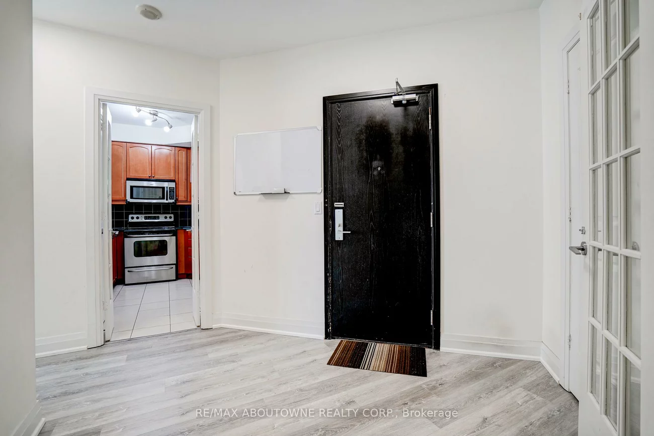 90, Absolute, City Centre, Mississauga