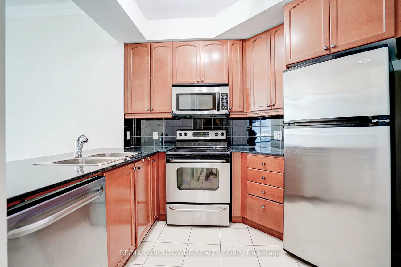 90, Absolute, City Centre, Mississauga