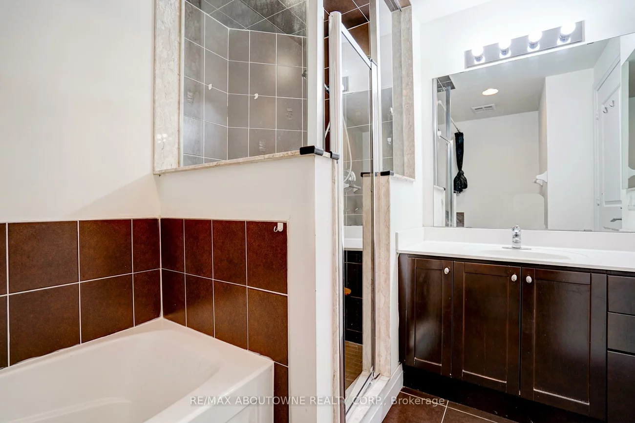 90, Absolute, City Centre, Mississauga