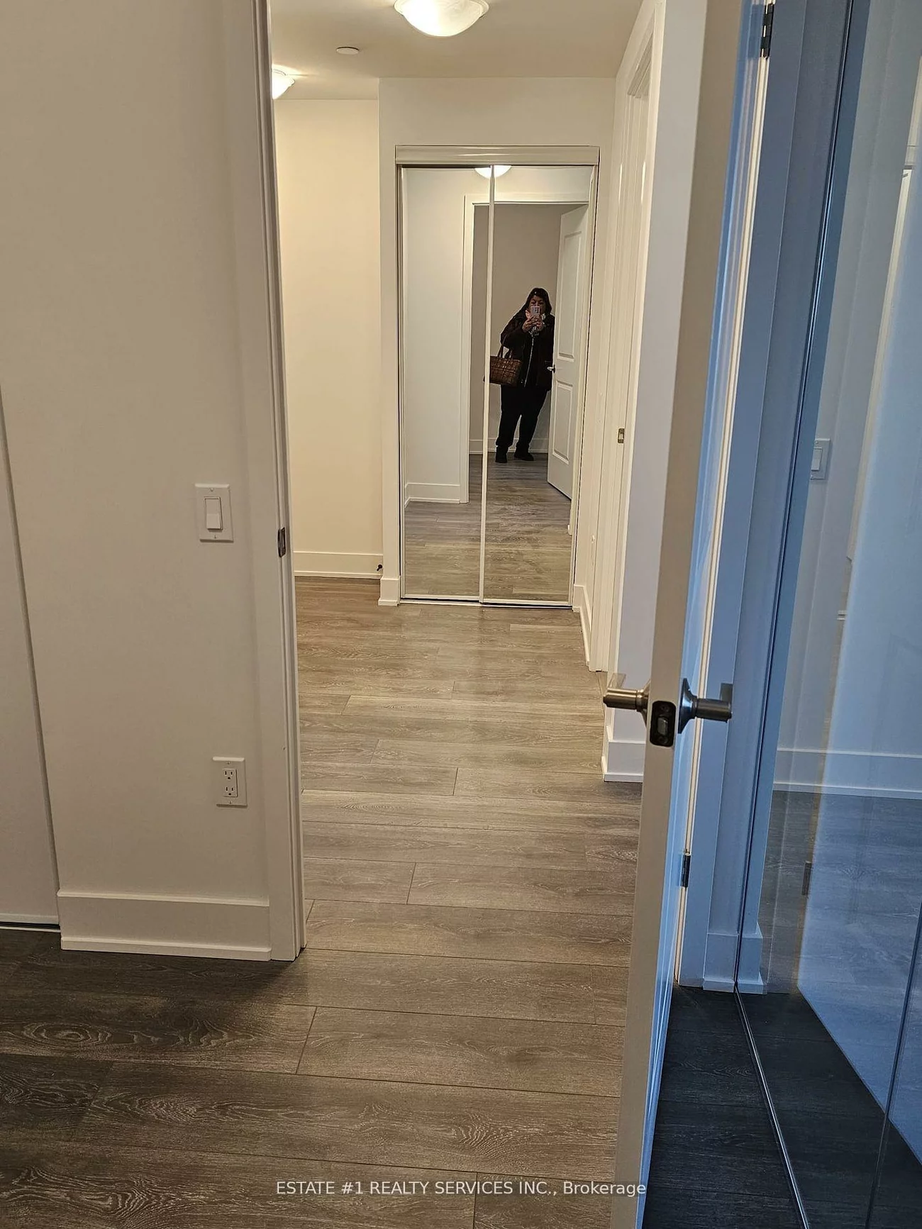 204, Burnhamthrope, Mississauga Valleys, Mississauga