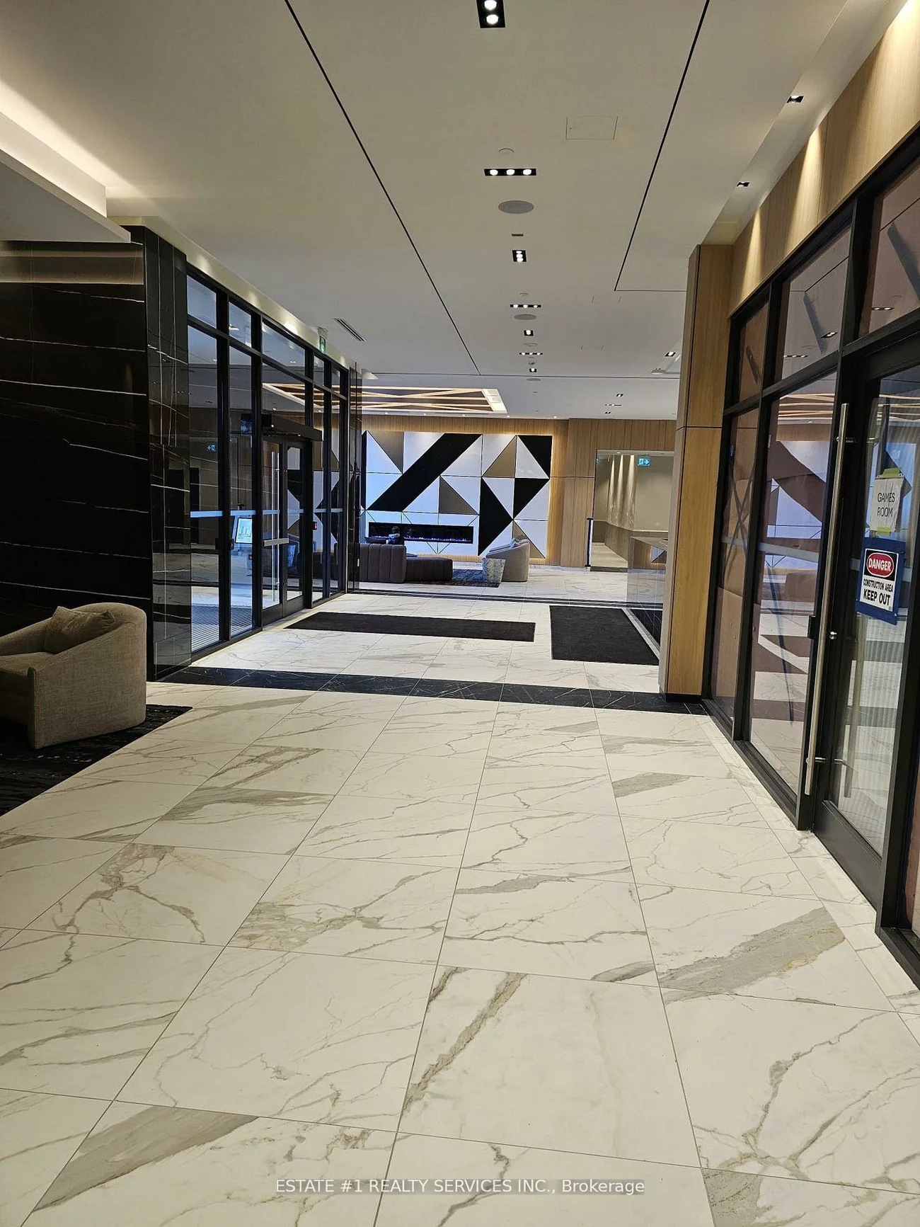 204, Burnhamthrope, Mississauga Valleys, Mississauga