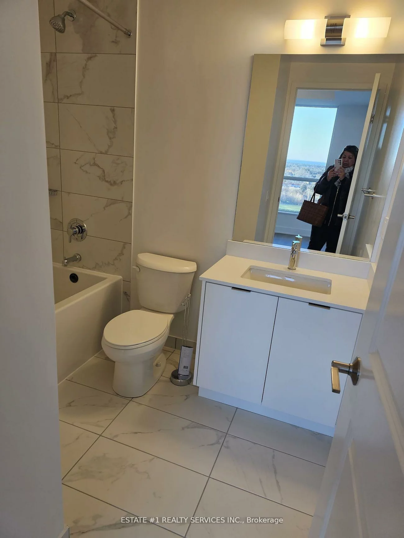 204, Burnhamthrope, Mississauga Valleys, Mississauga