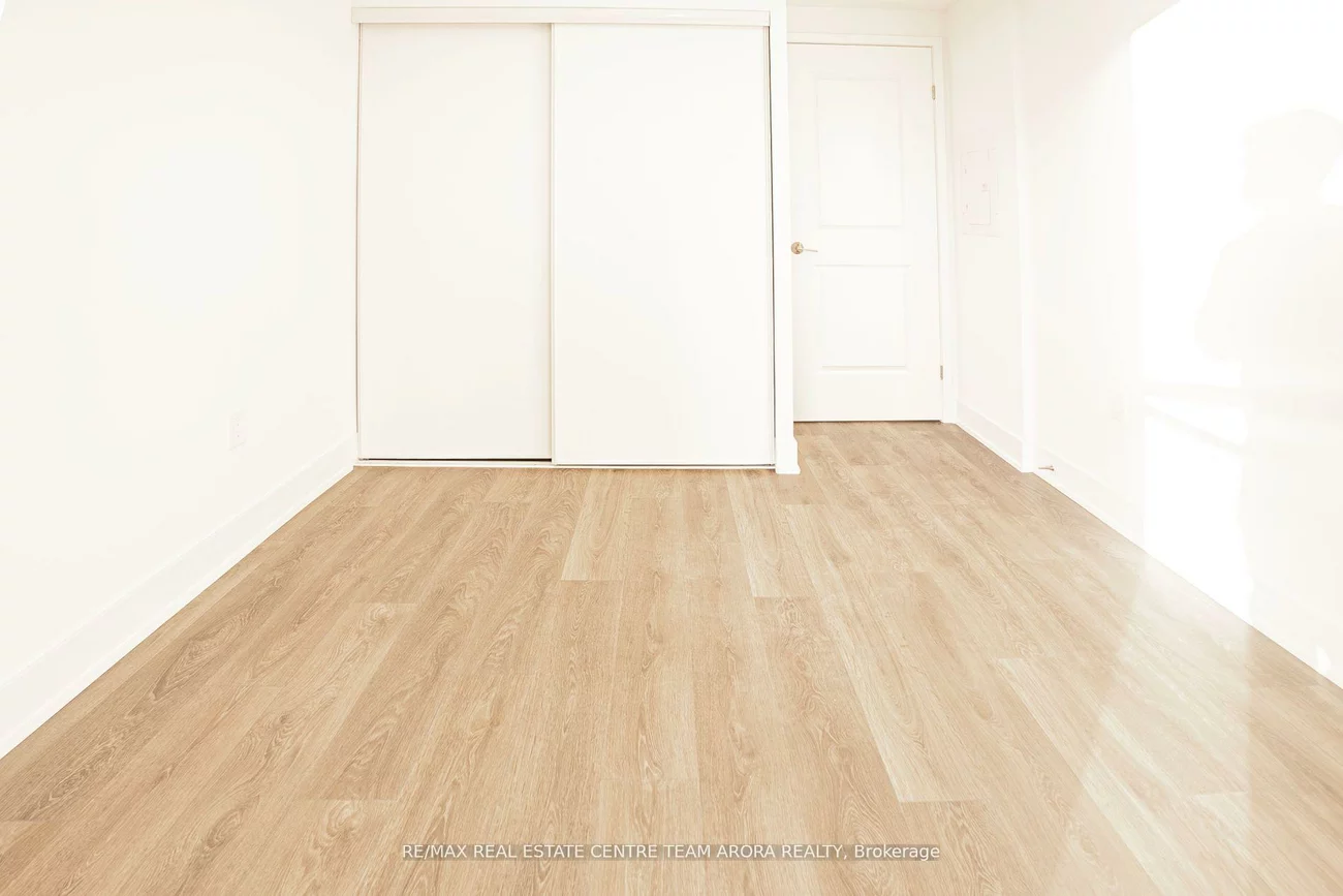 202, Burnhamthorpe, Mississauga Valleys, Mississauga