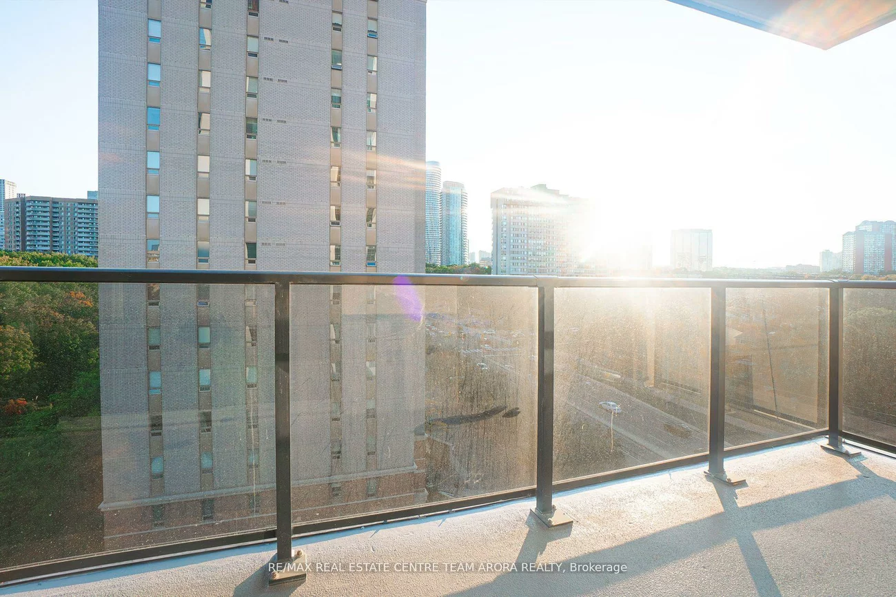 202, Burnhamthorpe, Mississauga Valleys, Mississauga