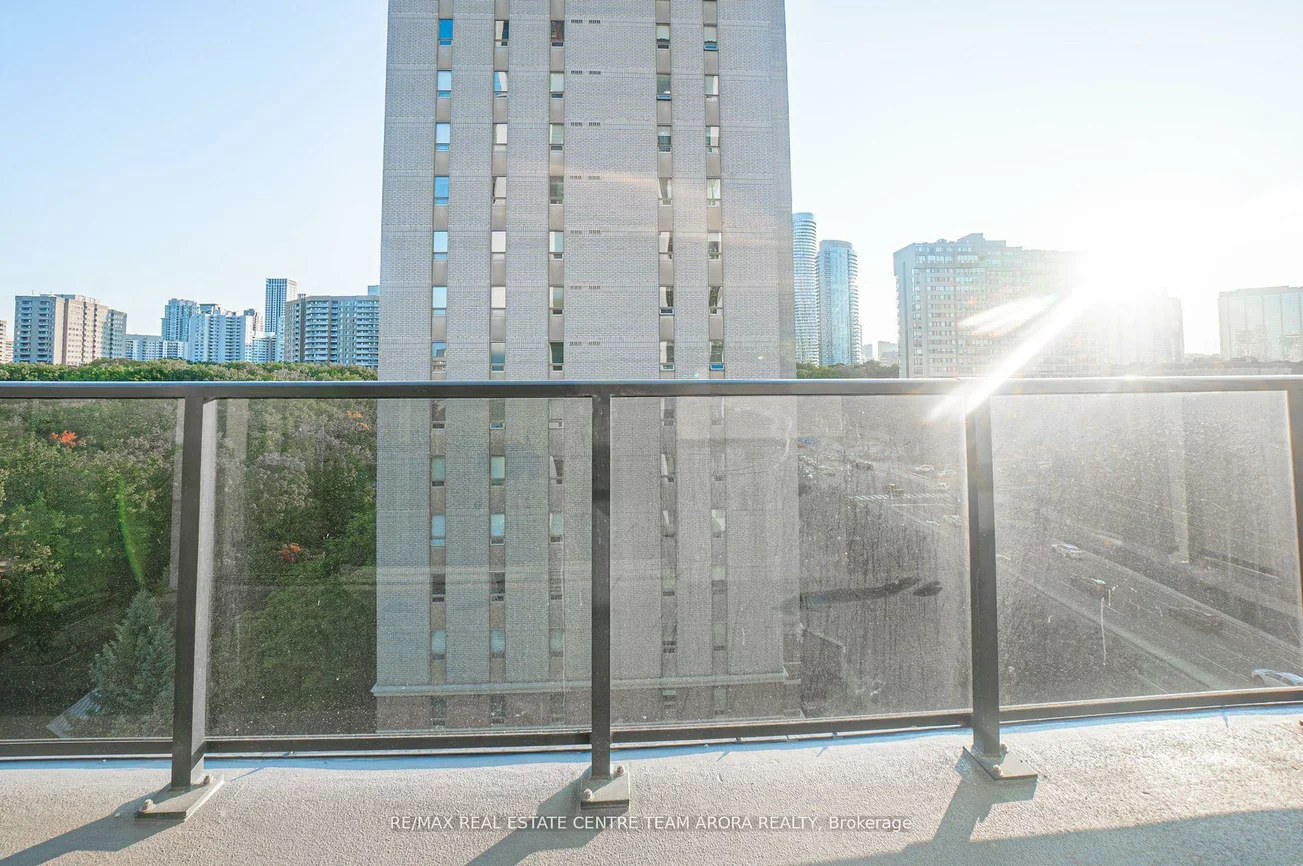 202, Burnhamthorpe, Mississauga Valleys, Mississauga