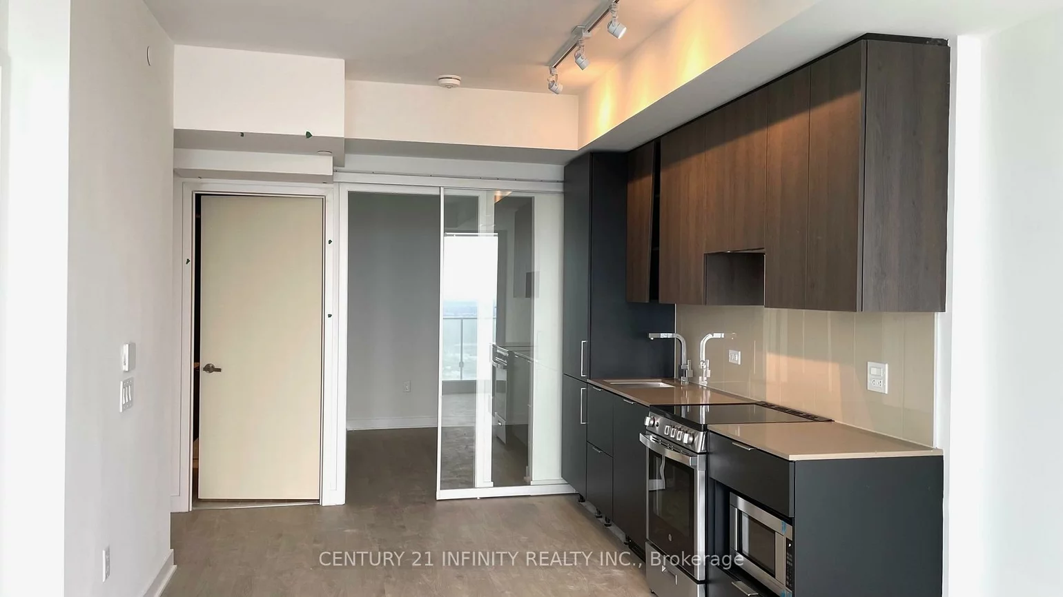 3900, Confederation, City Centre, Mississauga