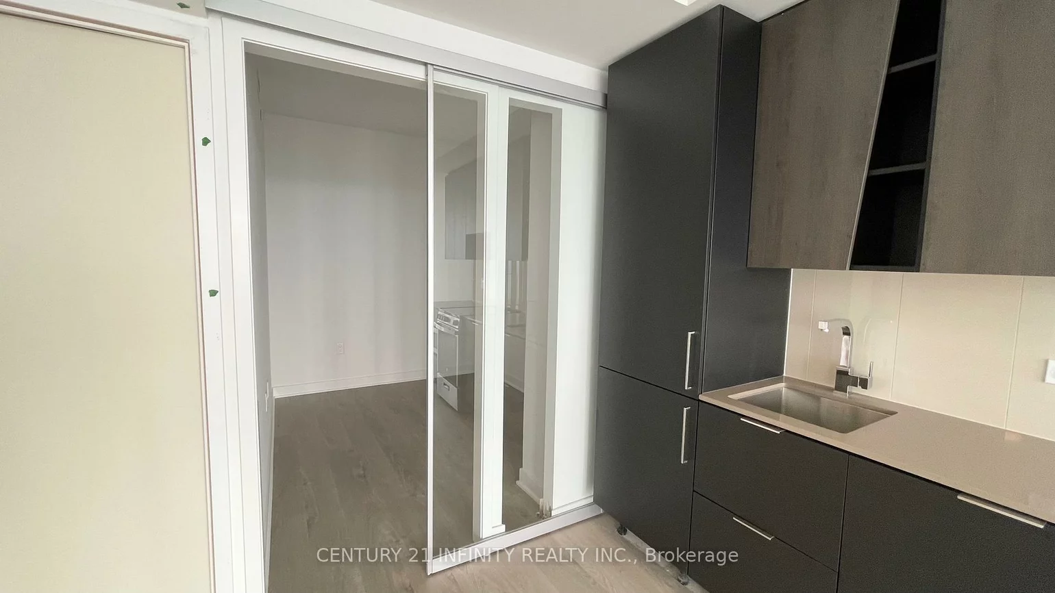 3900, Confederation, City Centre, Mississauga