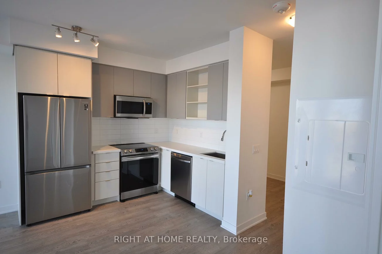 4675, Metcalfe, Central Erin Mills, Mississauga