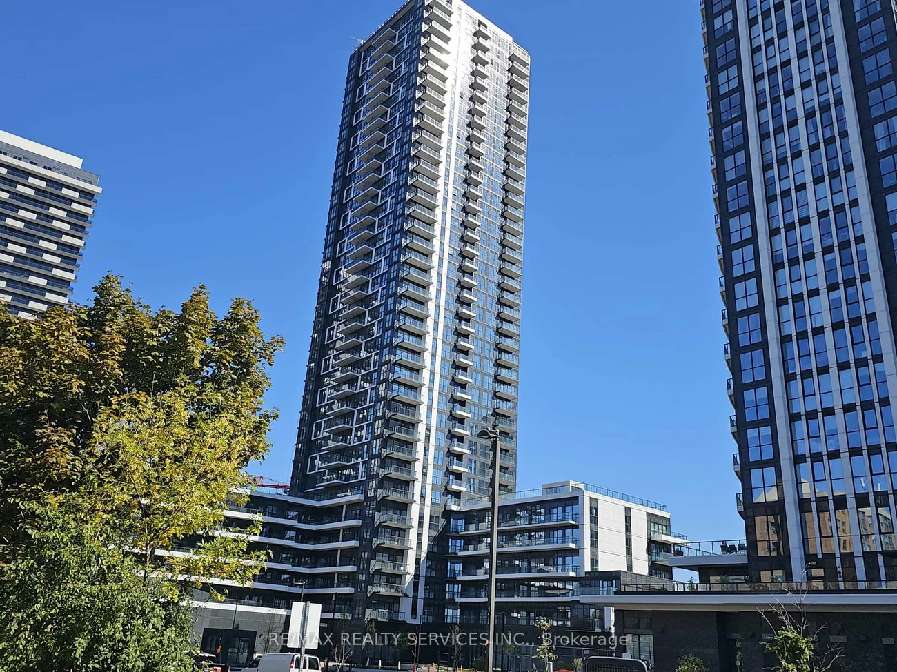 15, Watergarden, Hurontario, Mississauga