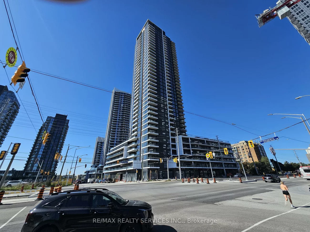 15, Watergarden, Hurontario, Mississauga