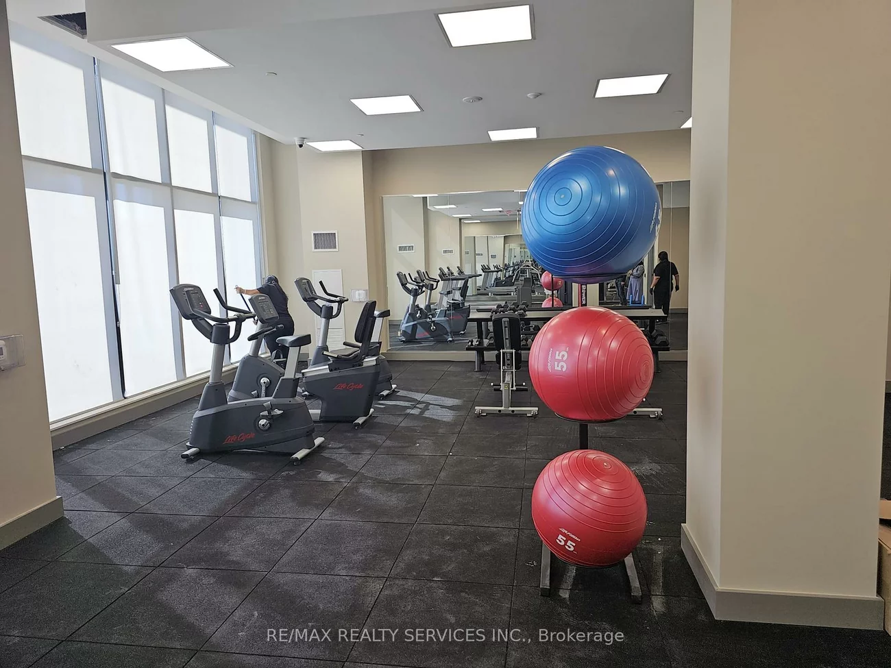 15, Watergarden, Hurontario, Mississauga