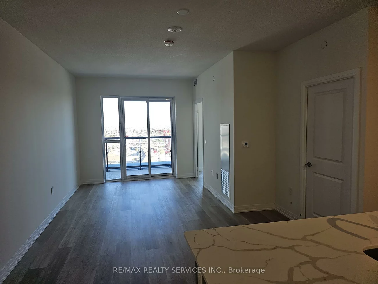 15, Watergarden, Hurontario, Mississauga