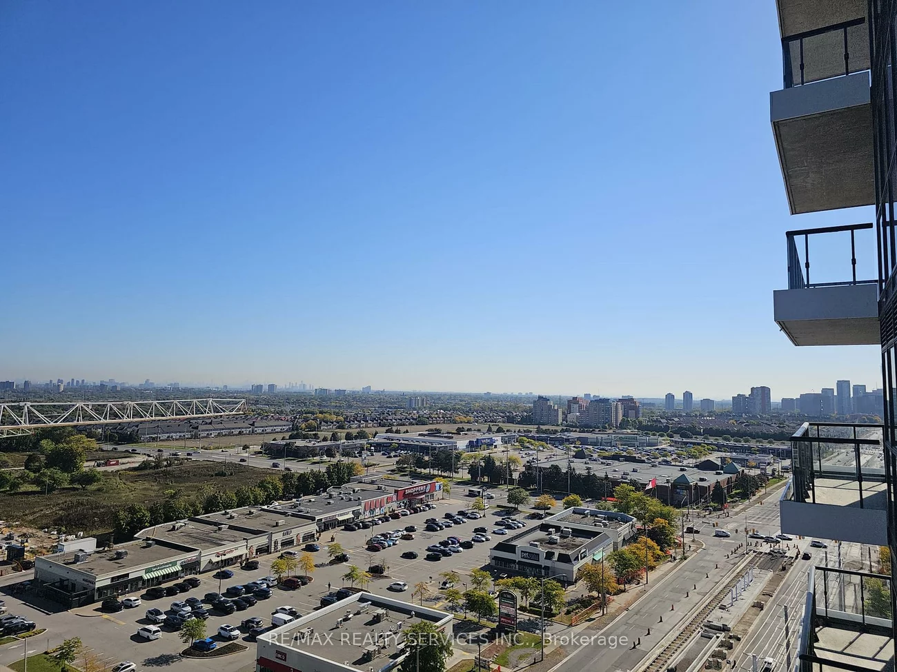 15, Watergarden, Hurontario, Mississauga