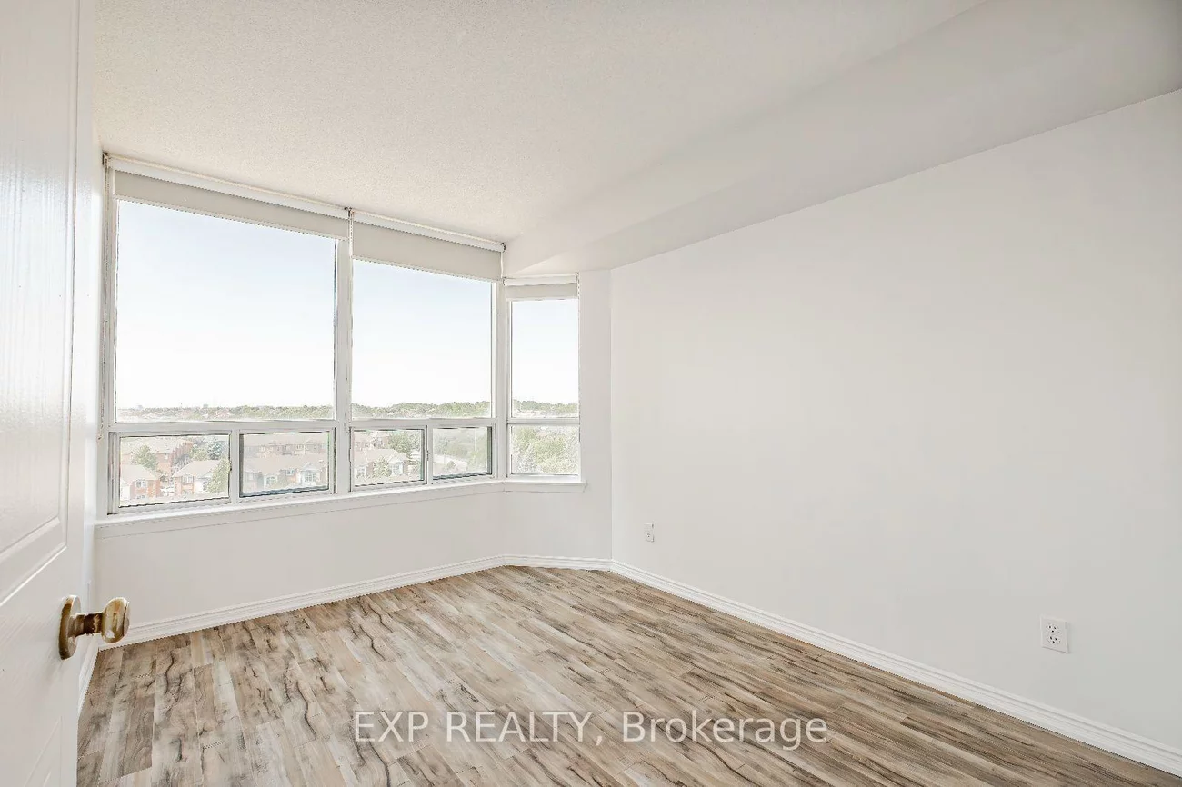 135, Hillcrest, Cooksville, Mississauga