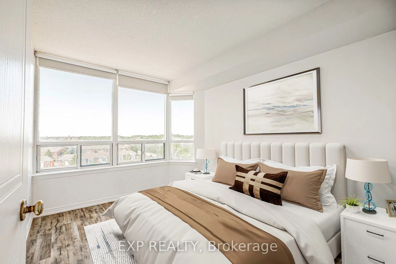 135, Hillcrest, Cooksville, Mississauga