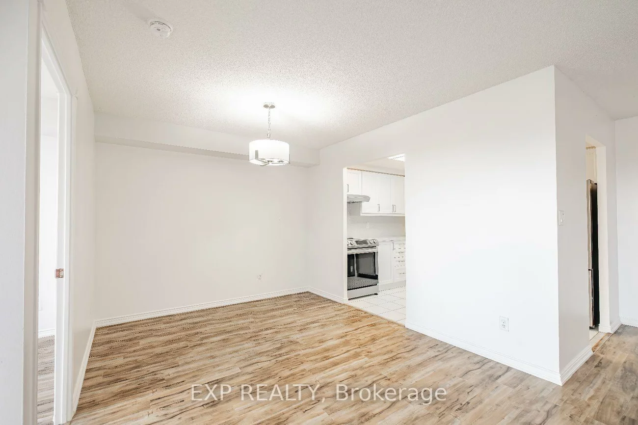 135, Hillcrest, Cooksville, Mississauga