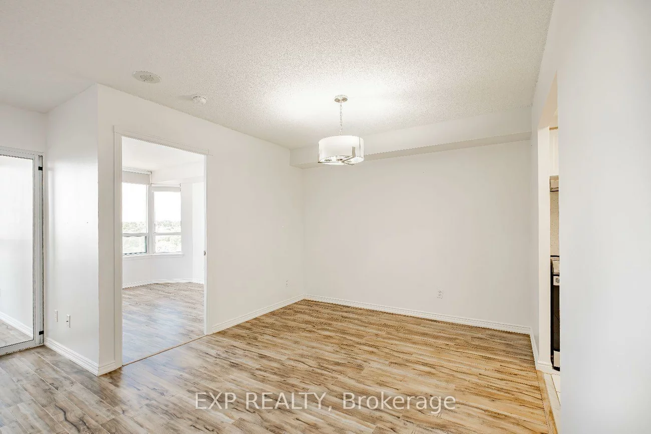 135, Hillcrest, Cooksville, Mississauga