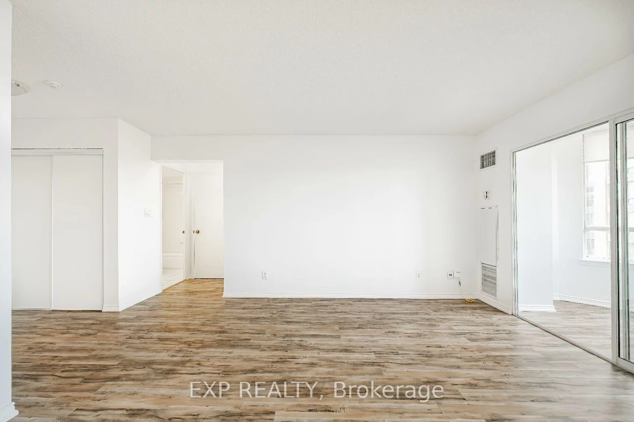 135, Hillcrest, Cooksville, Mississauga