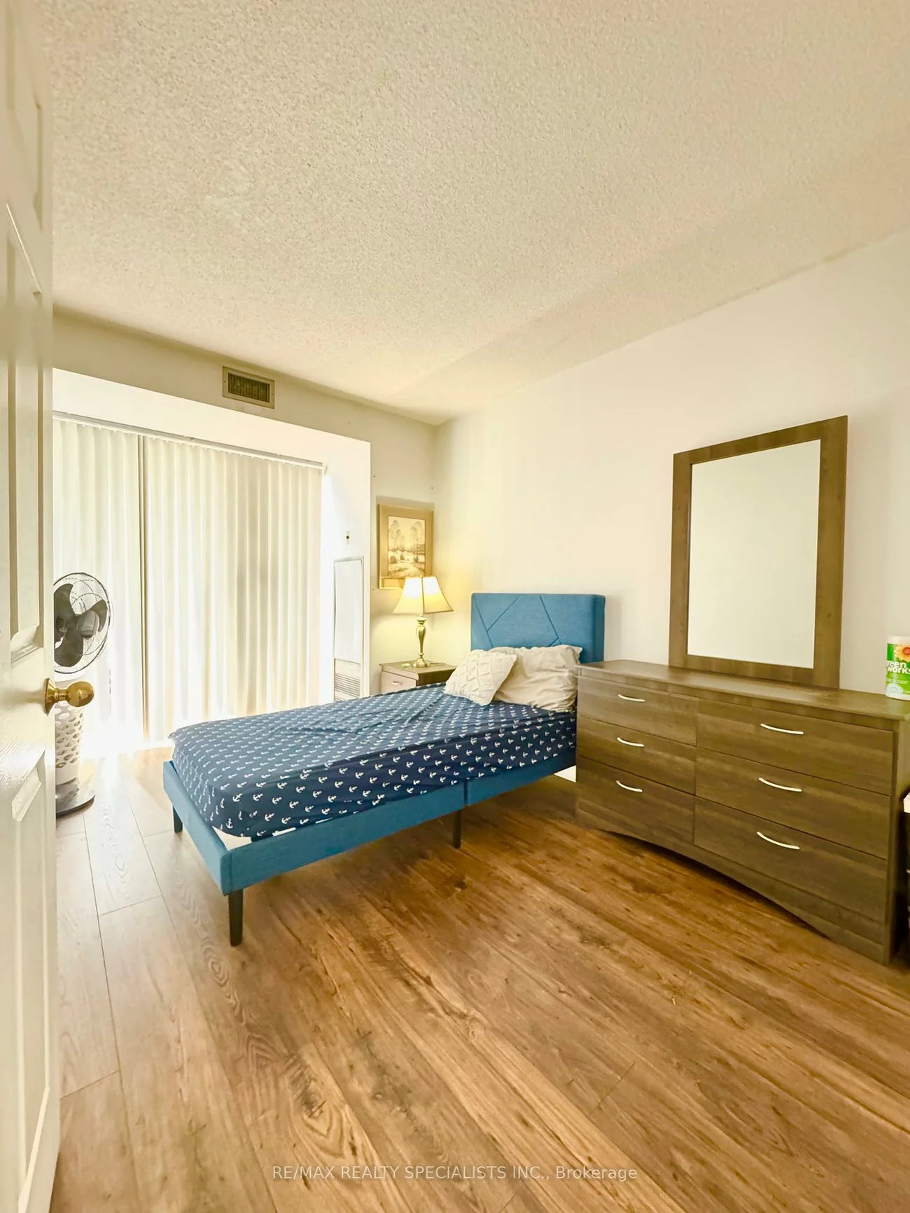 4460, Tucana, Hurontario, Mississauga