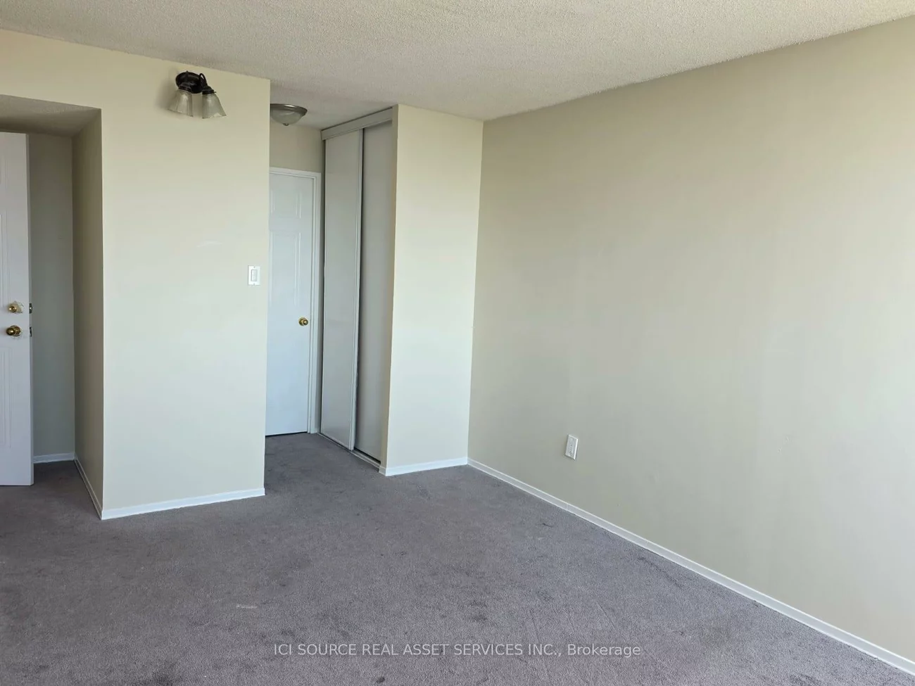 350, Webb, City Centre, Mississauga