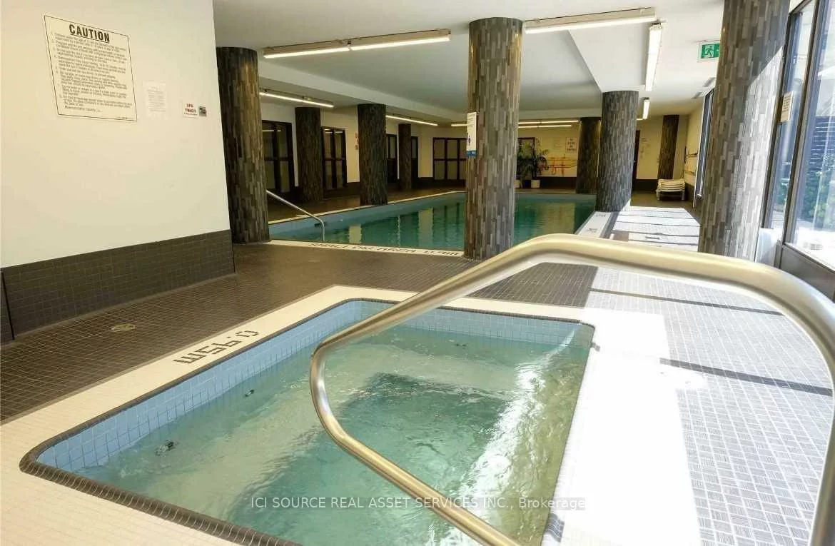 350, Webb, City Centre, Mississauga