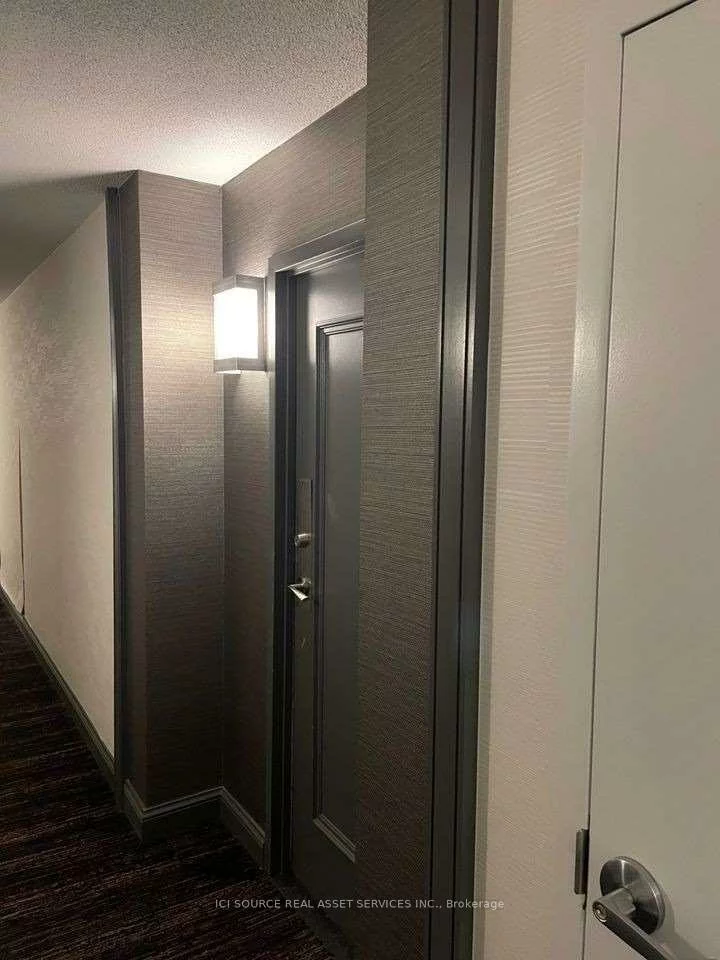 350, Webb, City Centre, Mississauga