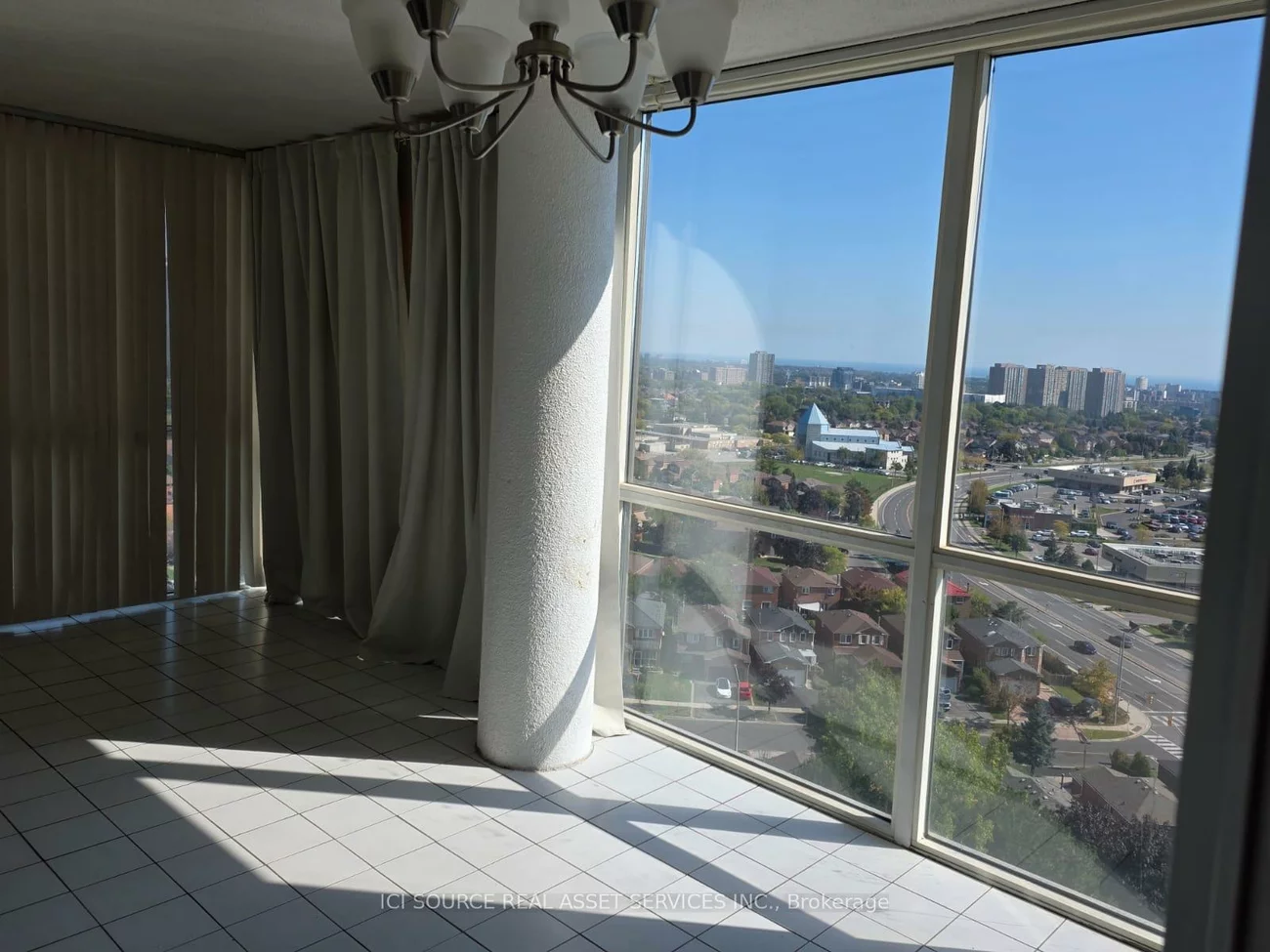 350, Webb, City Centre, Mississauga