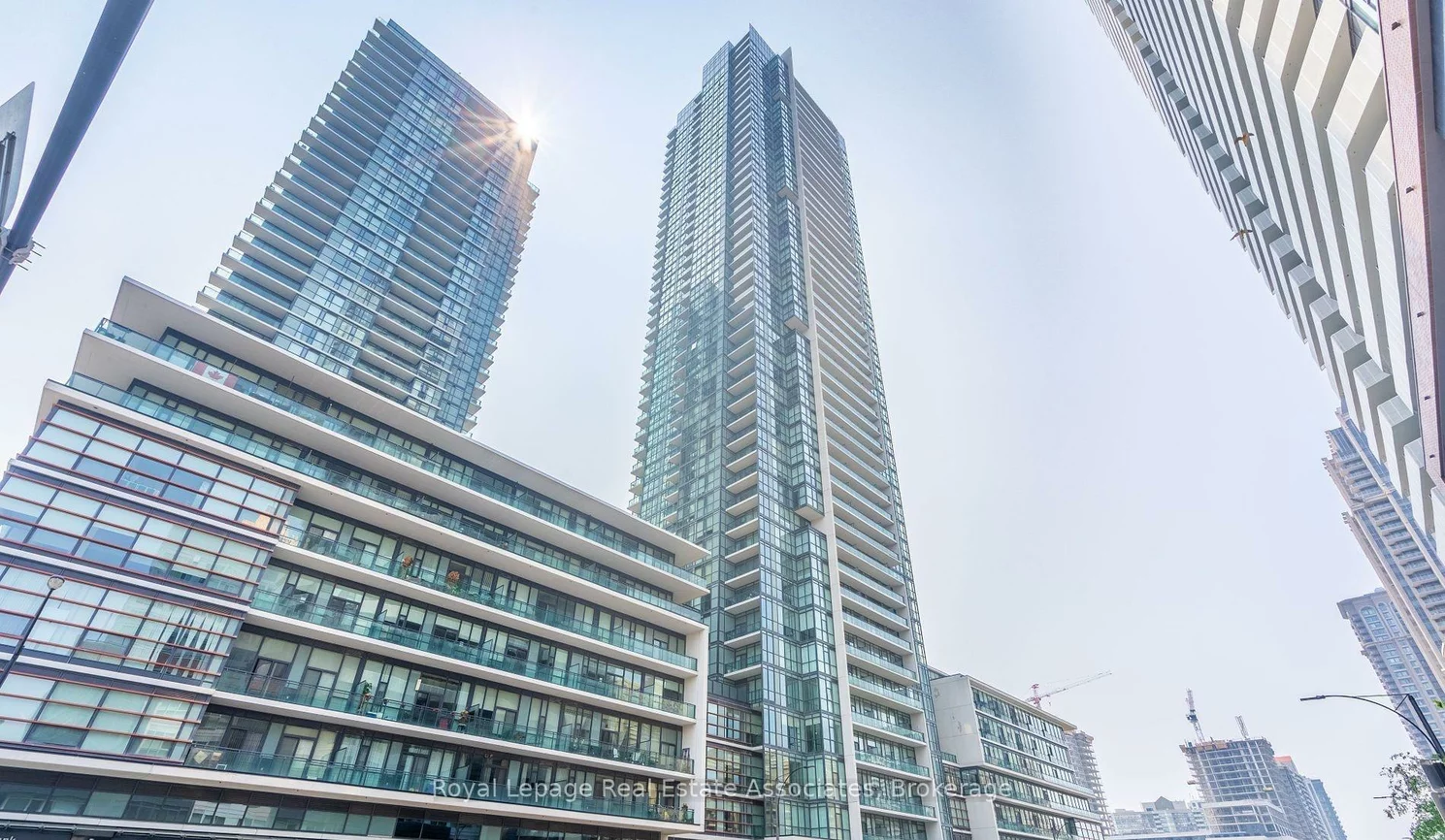 4070, Confederation, City Centre, Mississauga