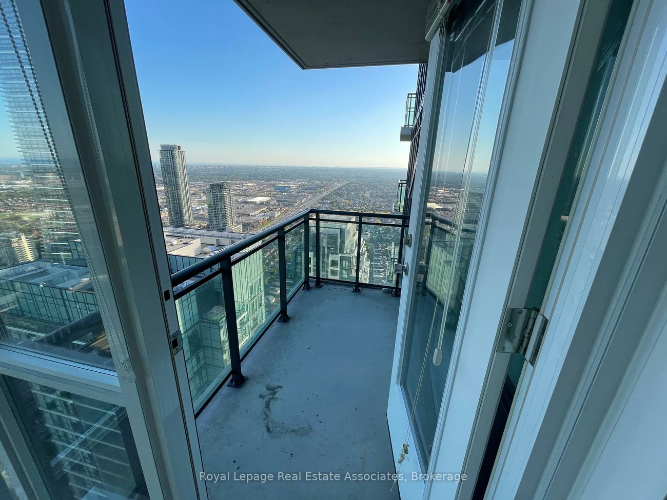 4070, Confederation, City Centre, Mississauga