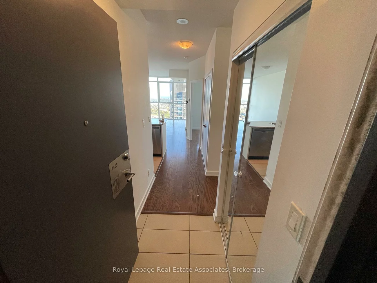 4070, Confederation, City Centre, Mississauga