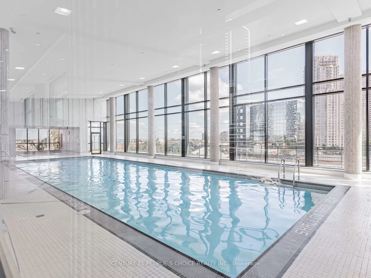 75, Eglinton, Hurontario, Mississauga