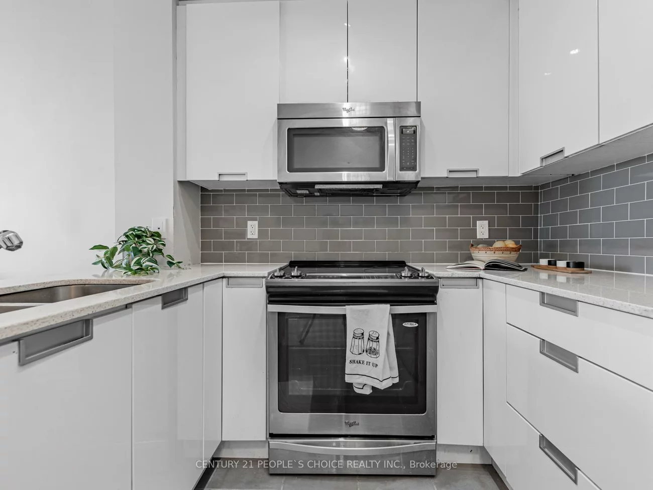 75, Eglinton, Hurontario, Mississauga