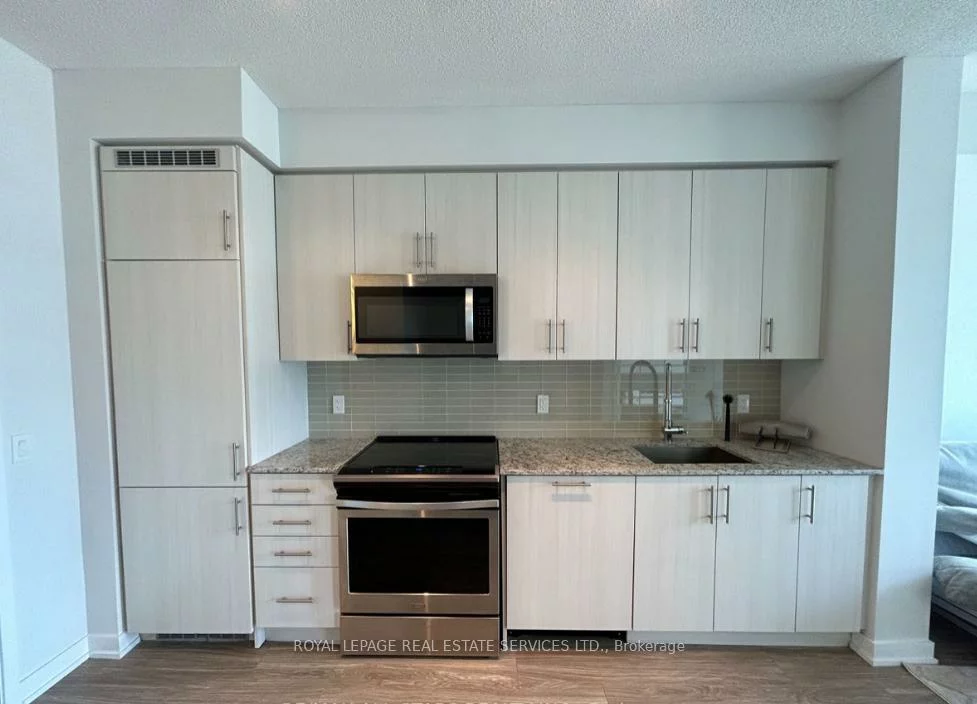 4085, Parkside Village, Creditview, Mississauga