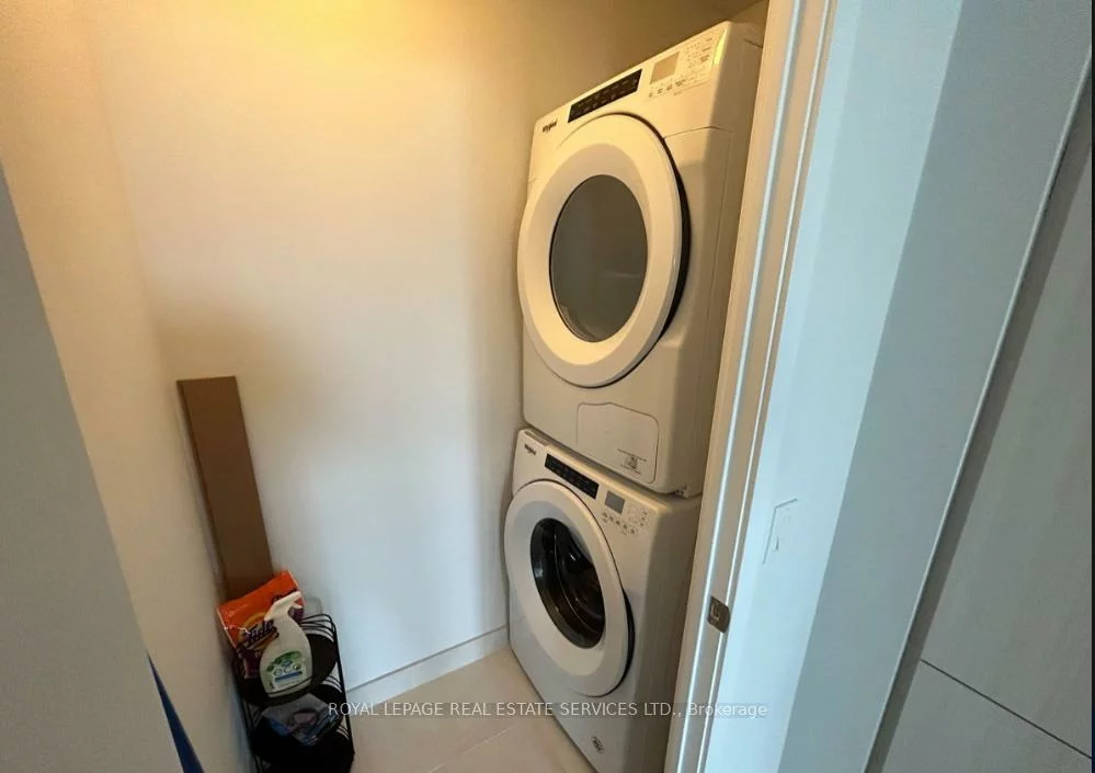 4085, Parkside Village, Creditview, Mississauga