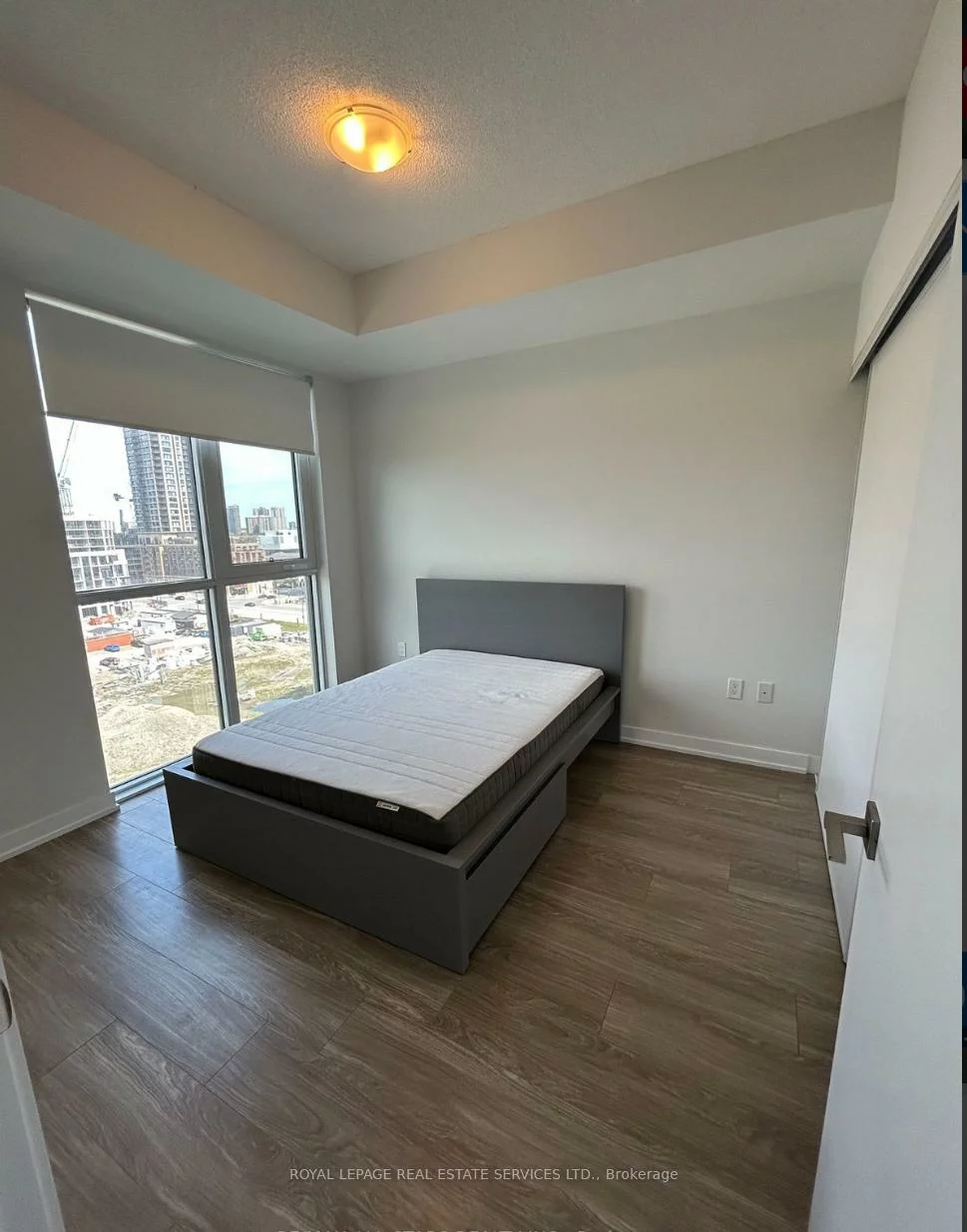 4085, Parkside Village, Creditview, Mississauga